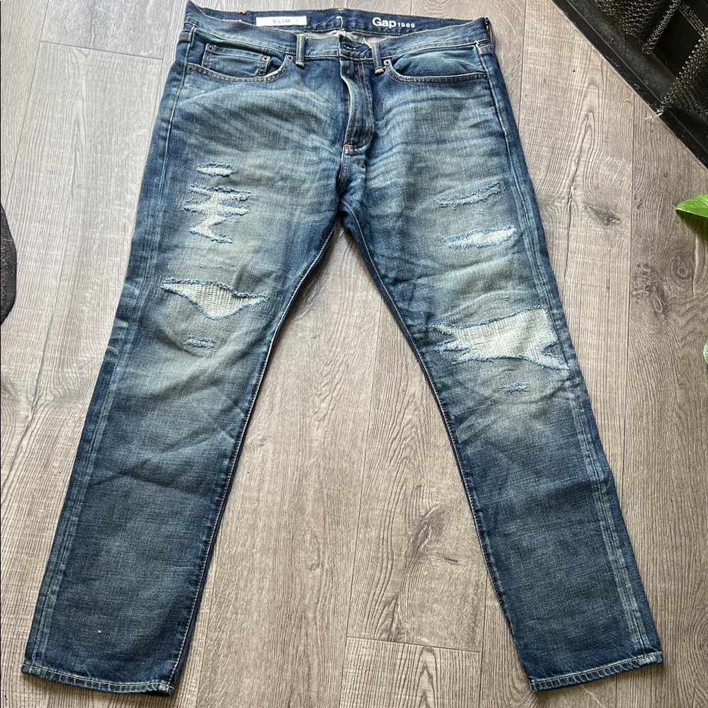 GAP Men's Classic Blue Straight Jeans